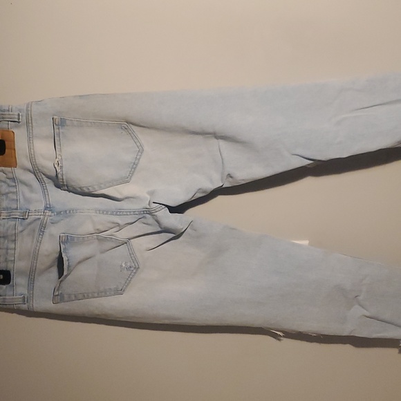 Ripped Jeans - Picture 5 of 6